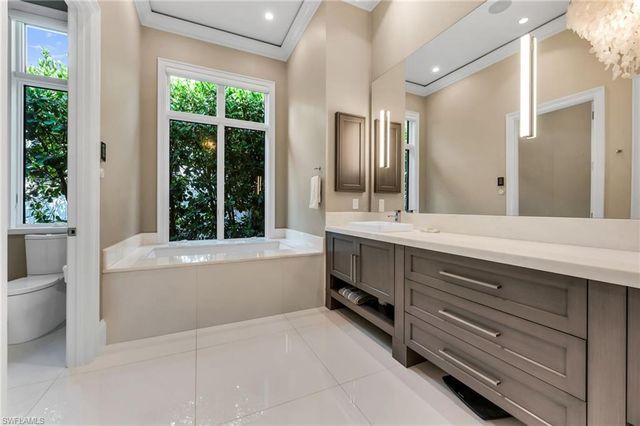 1779 4th ST S, Naples, FL 34102