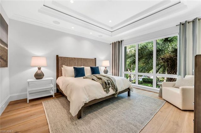 1779 4th ST S, Naples, FL 34102