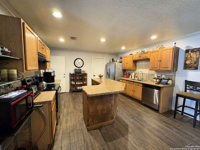 4747 Quiet Stream, San Antonio, TX 78222