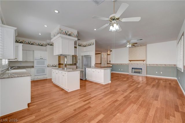 3248 Cambridgeshire Street, Las Vegas, NV 89146