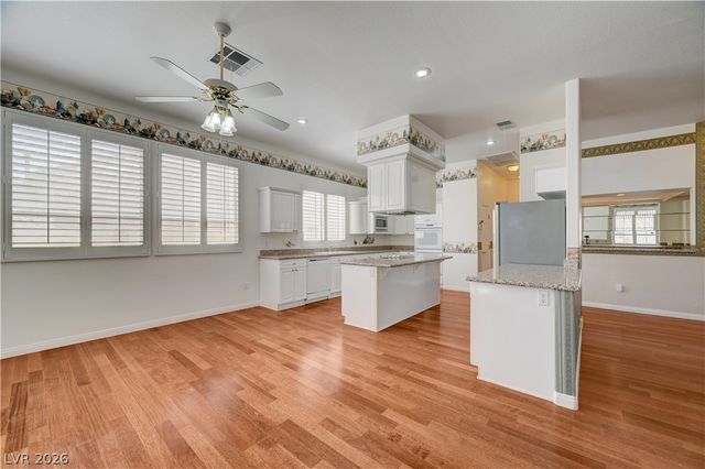 3248 Cambridgeshire Street, Las Vegas, NV 89146