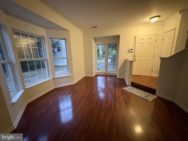 2085 STARGRASS CT, Woodbridge, VA 22192