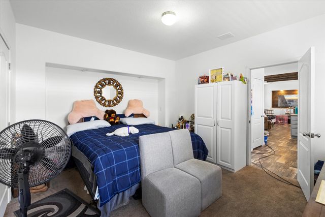 625 Fox Lane SE, Albuquerque, NM 87123