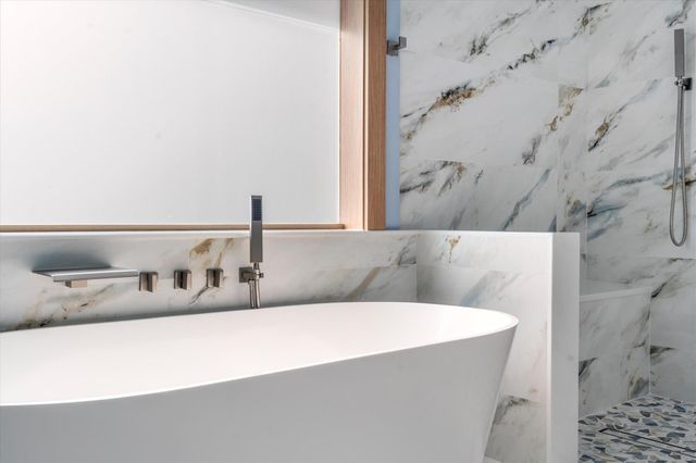 17036 Bay Street, Jupiter, FL 33477