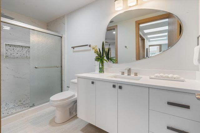 17036 Bay Street, Jupiter, FL 33477