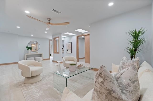 17036 Bay Street, Jupiter, FL 33477