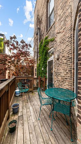 1049 W Wellington Avenue 1B, Chicago, IL 60657
