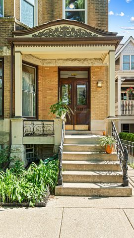 1049 W Wellington Avenue 1B, Chicago, IL 60657