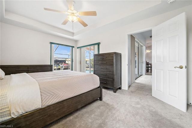 210 SW 37th TER, Cape Coral, FL 33914