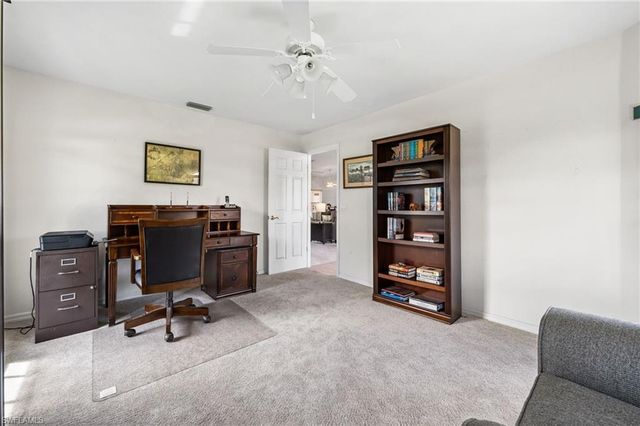 210 SW 37th TER, Cape Coral, FL 33914