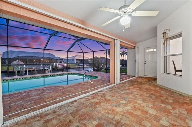 210 SW 37th TER, Cape Coral, FL 33914