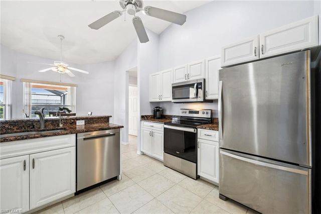 210 SW 37th TER, Cape Coral, FL 33914