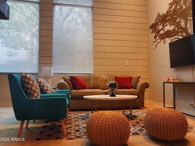 385 W PIERSON Street D1, Phoenix, AZ 85013