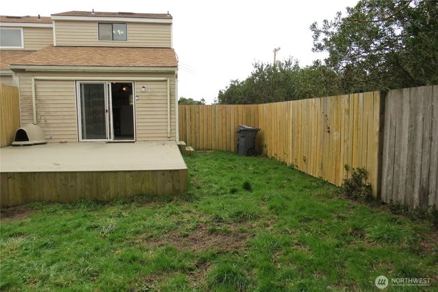 946 Ocean Shores Boulevard SW, Ocean Shores, WA 98569