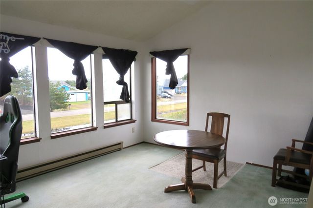 946 Ocean Shores Boulevard SW, Ocean Shores, WA 98569