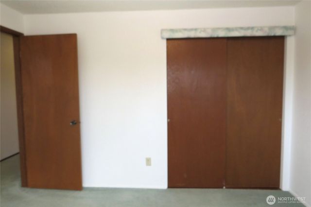 946 Ocean Shores Boulevard SW, Ocean Shores, WA 98569