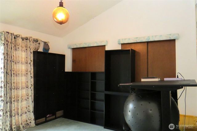 946 Ocean Shores Boulevard SW, Ocean Shores, WA 98569