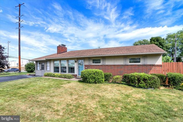 5200 WINDSOR BLVD, Mechanicsburg, PA 17055
