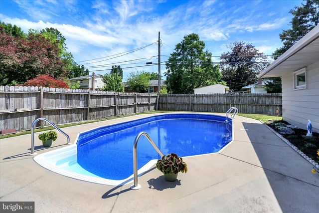 5200 WINDSOR BLVD, Mechanicsburg, PA 17055