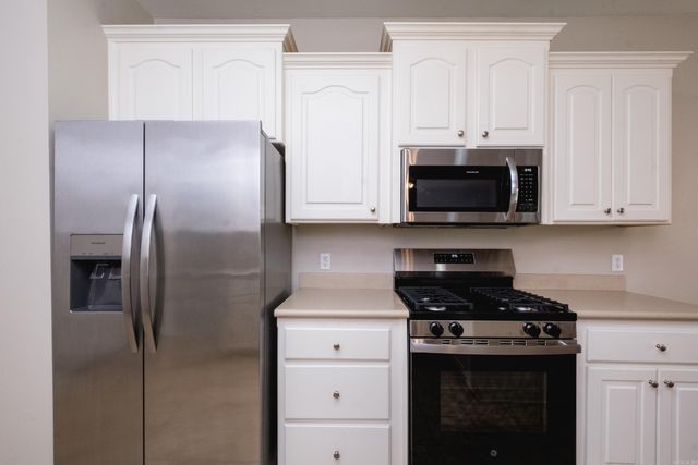 8 Village Way, Maumelle, AR 72113
