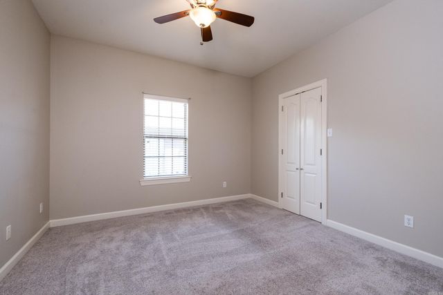 8 Village Way, Maumelle, AR 72113