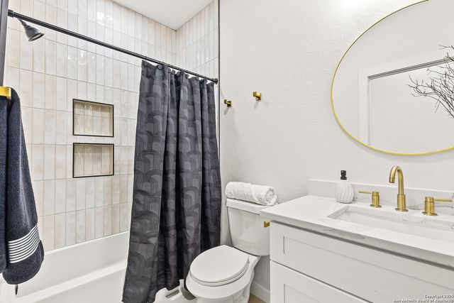 135 Sligo, San Antonio, TX 78223