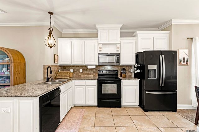 10697 Wrigley Field Ave, Denham Springs, LA 70726