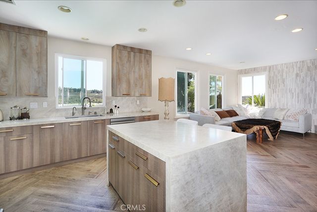 91 Windswept Way, Mission Viejo, CA 92692