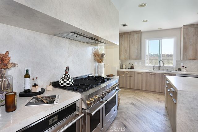 91 Windswept Way, Mission Viejo, CA 92692