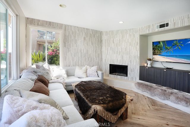 91 Windswept Way, Mission Viejo, CA 92692