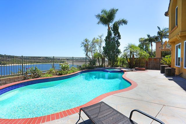 91 Windswept Way, Mission Viejo, CA 92692