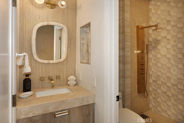 91 Windswept Way, Mission Viejo, CA 92692