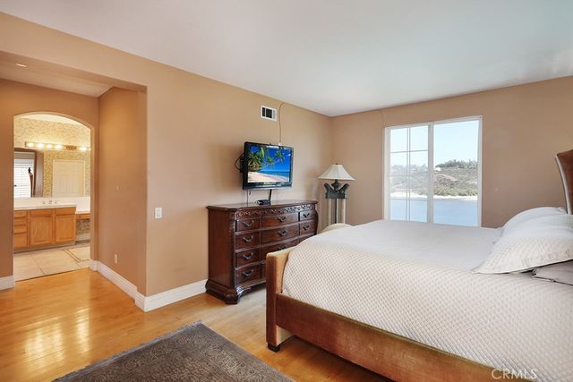 91 Windswept Way, Mission Viejo, CA 92692