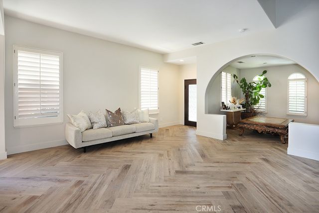 91 Windswept Way, Mission Viejo, CA 92692