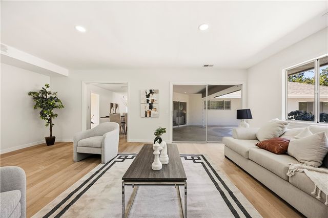 3401 Broadmoor Boulevard, San Bernardino, CA 92404