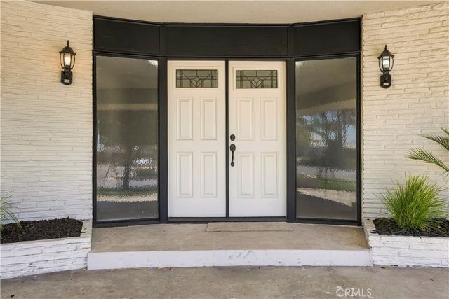 3401 Broadmoor Boulevard, San Bernardino, CA 92404
