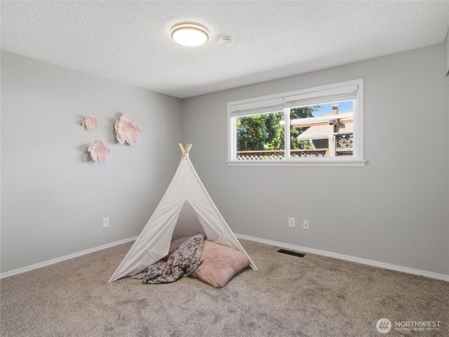 3708 N Orchard Street, Tacoma, WA 98407