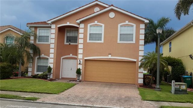 2054 Willow Branch Dr, Cape Coral, FL 33991