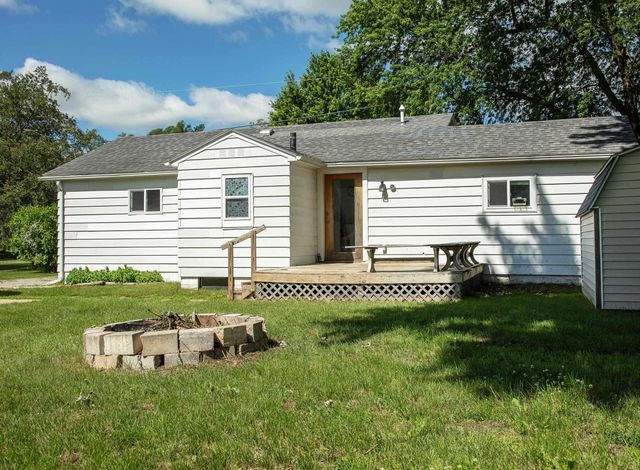 325 S Evans Road, Evansdale, IA 50707