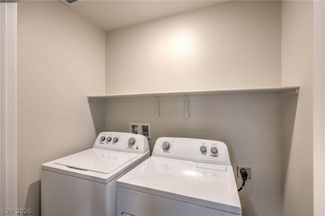 4463 Honey Hills Avenue, Las Vegas, NV 89141