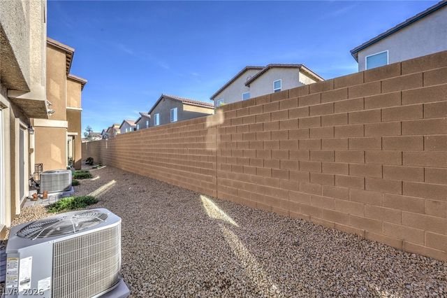 4463 Honey Hills Avenue, Las Vegas, NV 89141