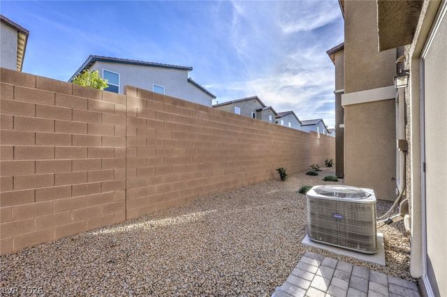 4463 Honey Hills Avenue, Las Vegas, NV 89141