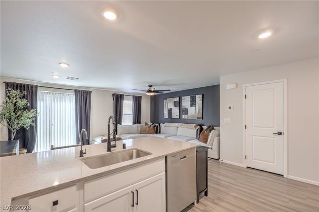 4463 Honey Hills Avenue, Las Vegas, NV 89141