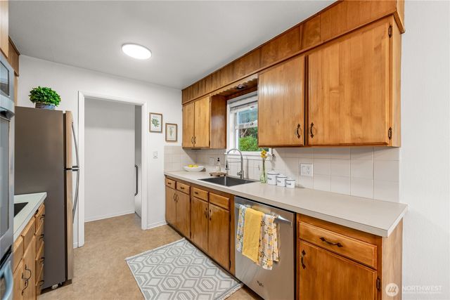 13203 2nd Avenue NW, Seattle, WA 98177