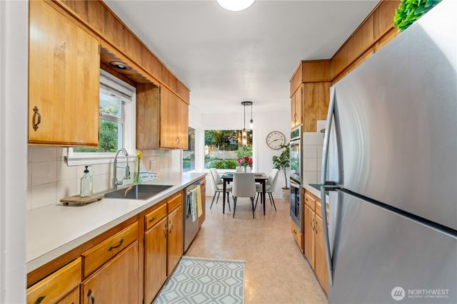 13203 2nd Avenue NW, Seattle, WA 98177