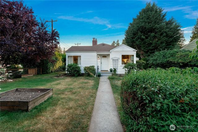 13203 2nd Avenue NW, Seattle, WA 98177
