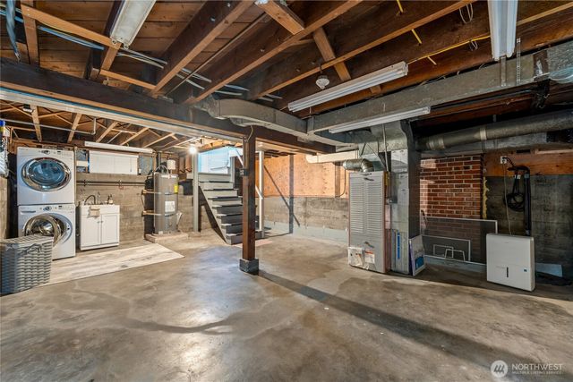 13203 2nd Avenue NW, Seattle, WA 98177