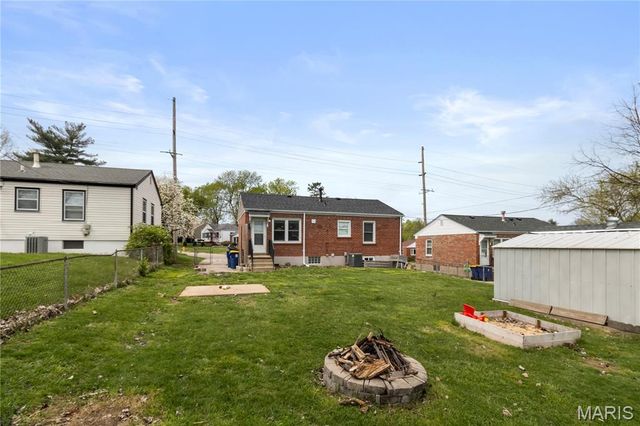 3438 Ashby Road, St Ann, MO 63074