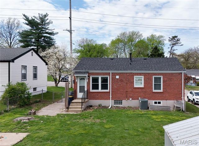 3438 Ashby Road, St Ann, MO 63074