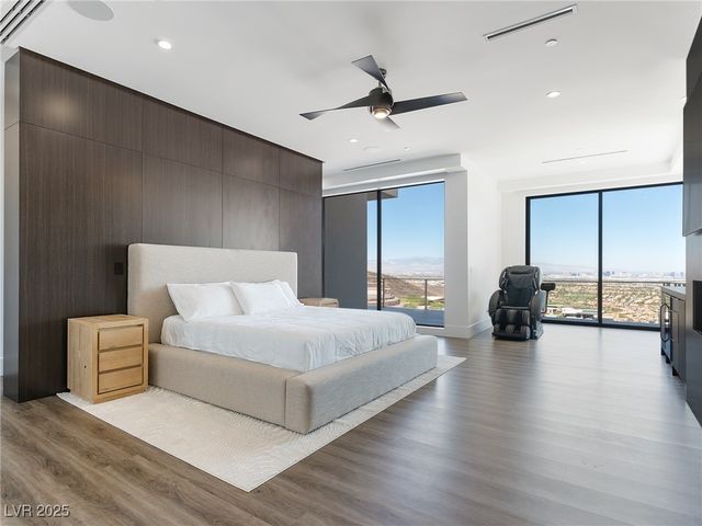 25 Rockstream Drive, Henderson, NV 89012